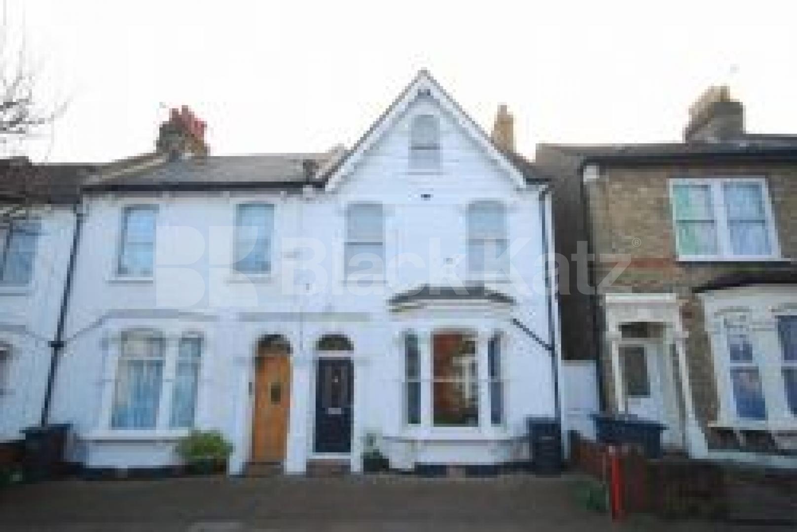 			4 Bedroom, 1 bath, 1 reception House			 Sidney Road, WOOD GREEN
